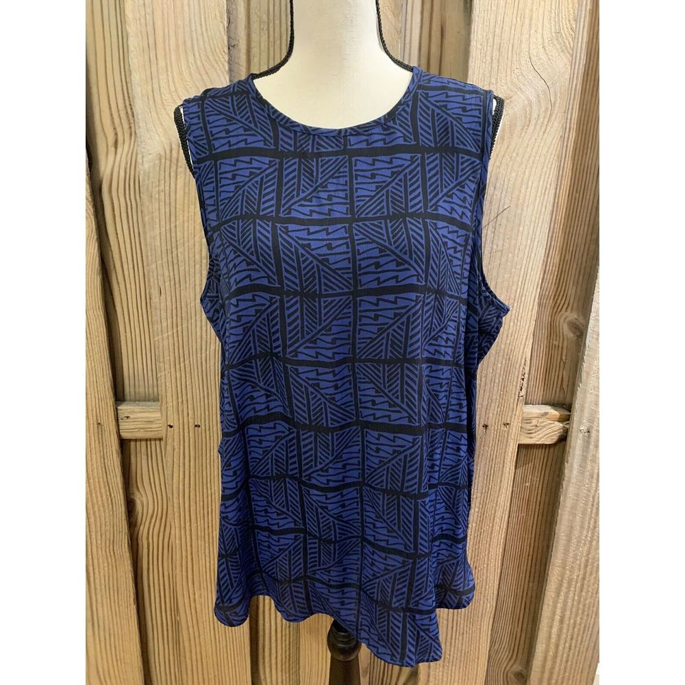Lucky Blue Black Sleeveless Tank Top - Picture 3 of 8